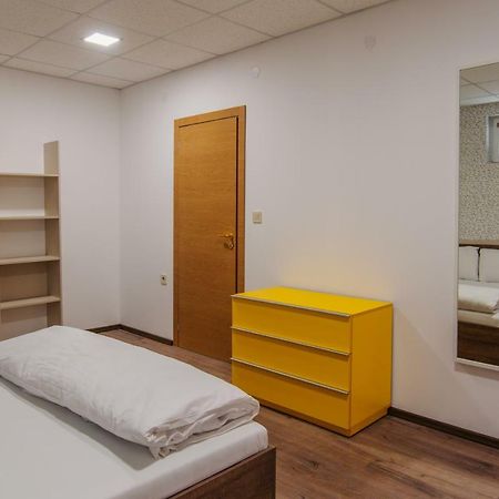 Pansion Storgozia Aparthotel Plevna Kültér fotó