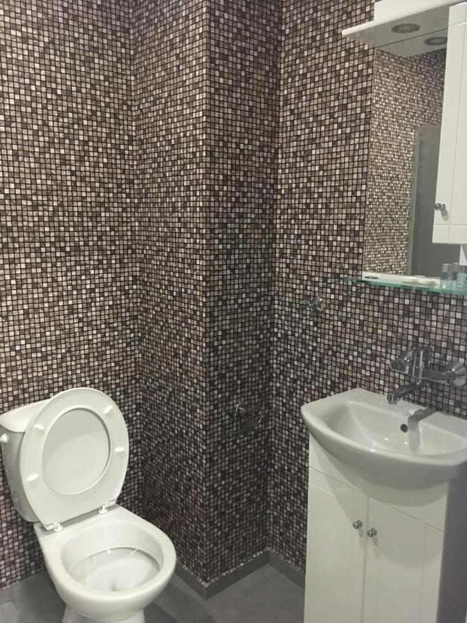 Pansion Storgozia Aparthotel Plevna Kültér fotó