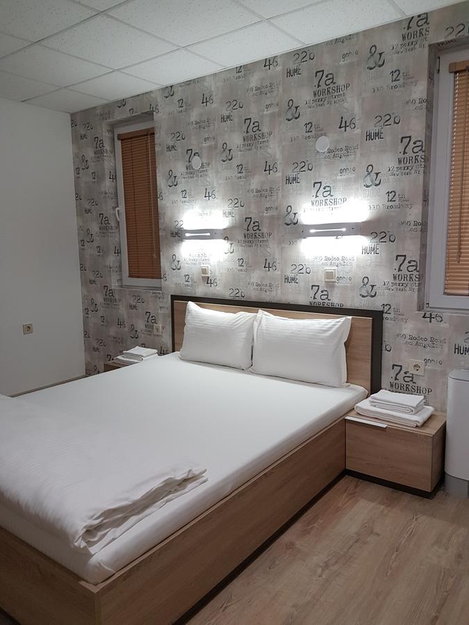 Pansion Storgozia Aparthotel Plevna Kültér fotó