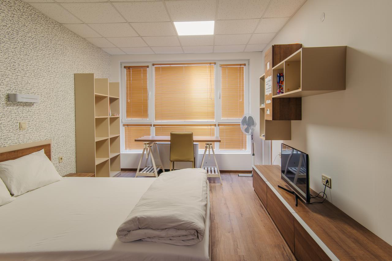 Pansion Storgozia Aparthotel Plevna Kültér fotó