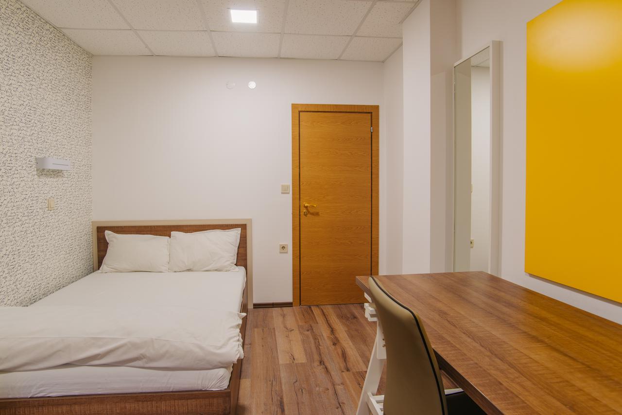 Pansion Storgozia Aparthotel Plevna Kültér fotó
